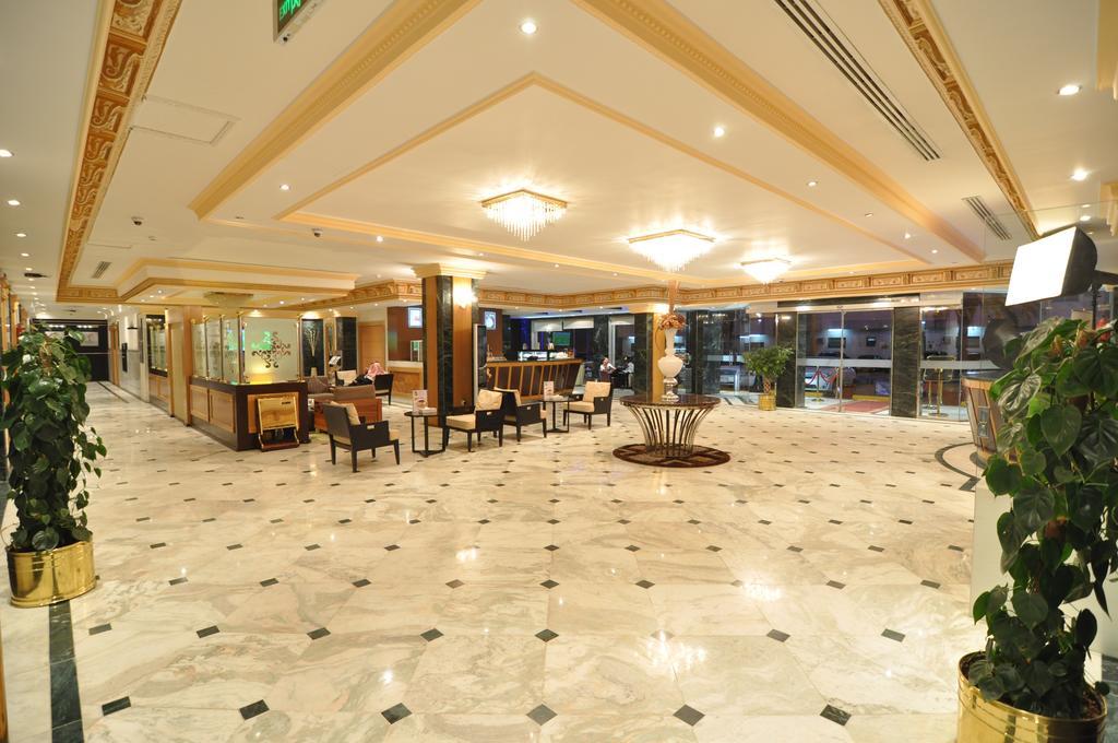 Nelover Al - Ar Rawdah Riyad